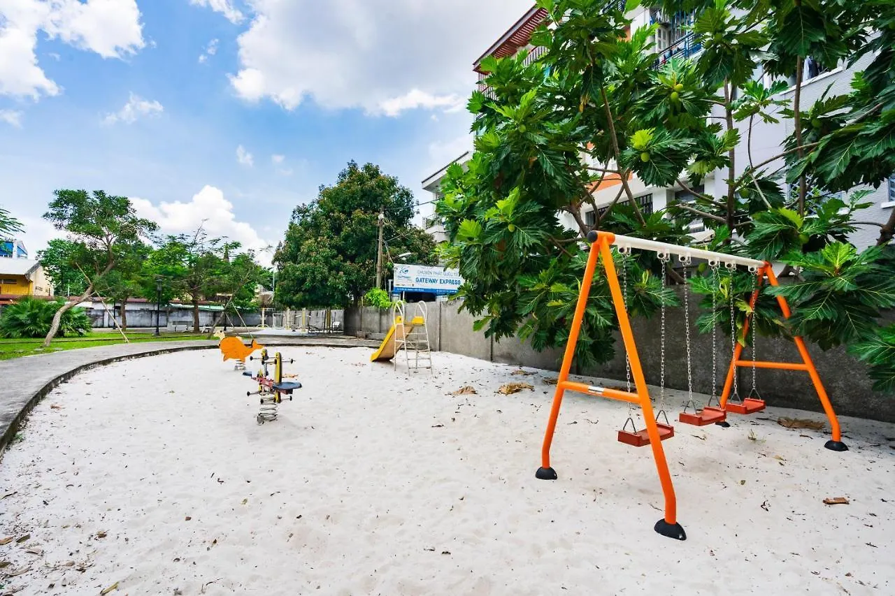 Tan Son Nhat Airport Sweet 2 Bedroom 1 Wc Apartment-Free Gym , Sky Pool ,Bbq ,Garden Ho Chi Minh City