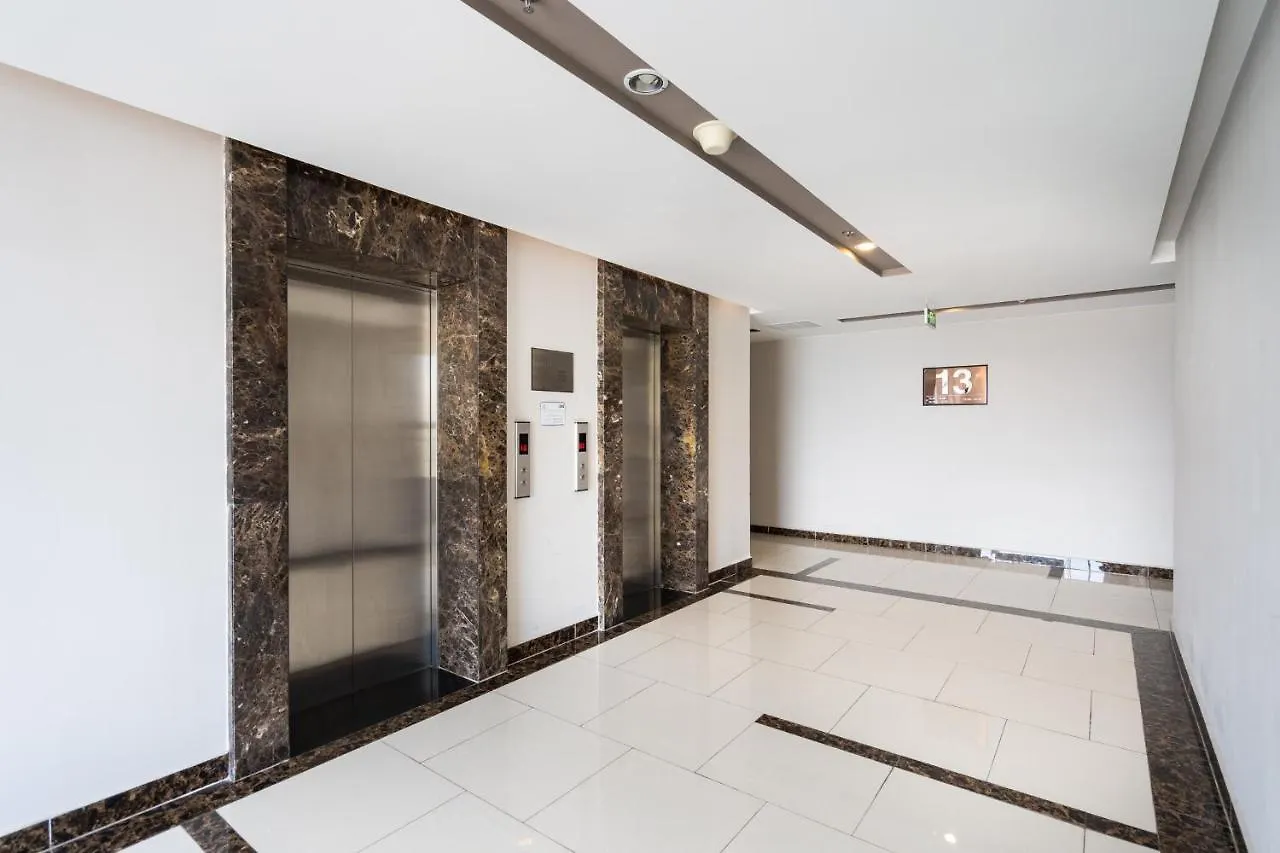 Tan Son Nhat Airport Sweet 2 Bedroom 1 Wc Apartment-Free Gym , Sky Pool ,Bbq ,Garden Ho Chi Minh City Apartment