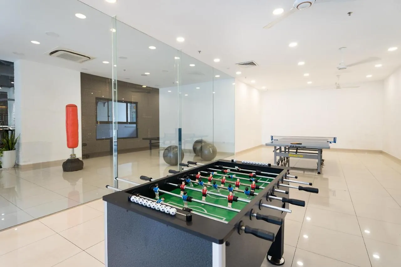 Tan Son Nhat Airport Sweet 2 Bedroom 1 Wc Apartment-Free Gym , Sky Pool ,Bbq ,Garden Ho Chi Minh City