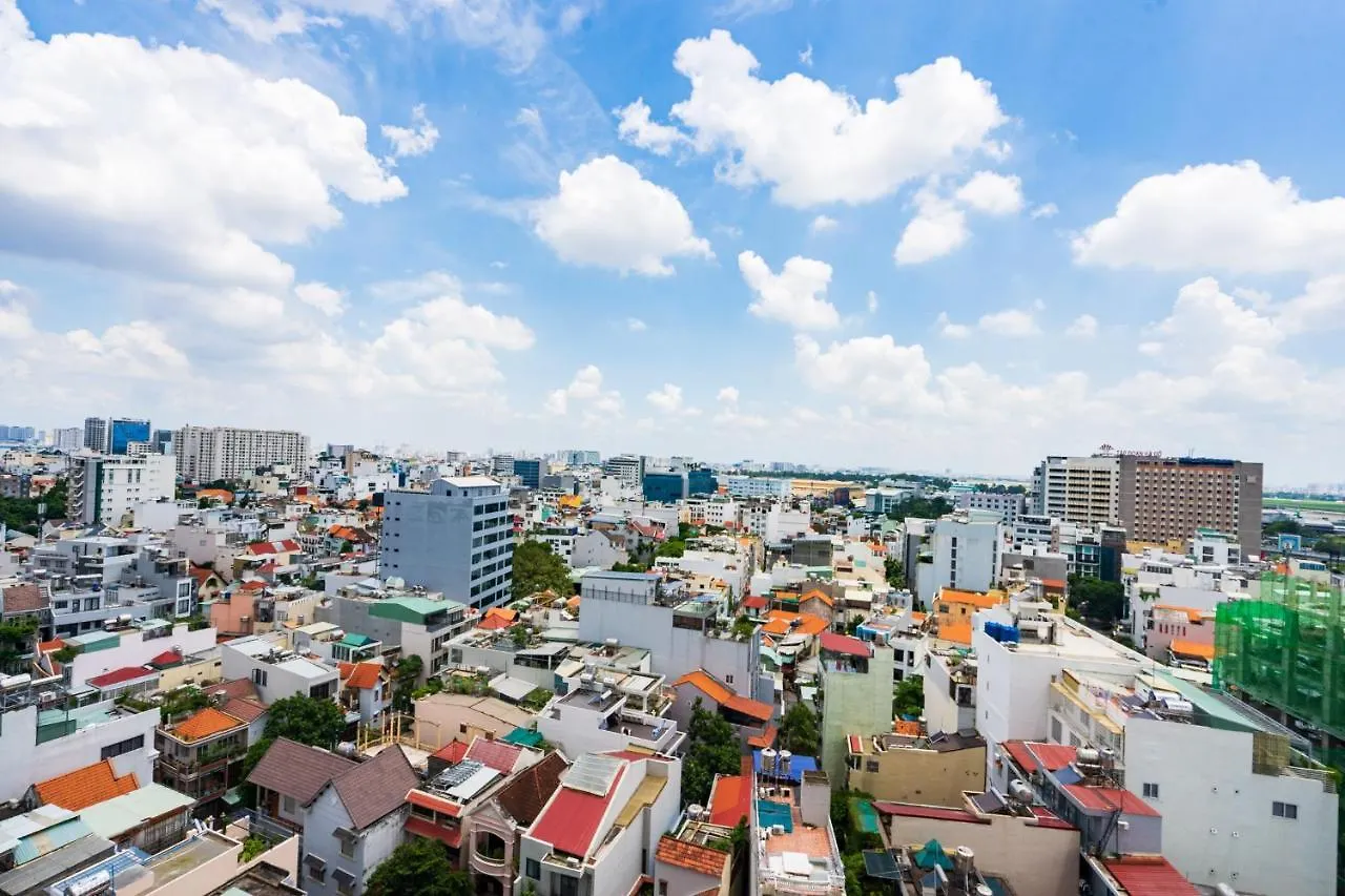 Tan Son Nhat Airport Sweet 2 Bedroom 1 Wc Apartment-Free Gym , Sky Pool ,Bbq ,Garden Ho Chi Minh City Apartment
