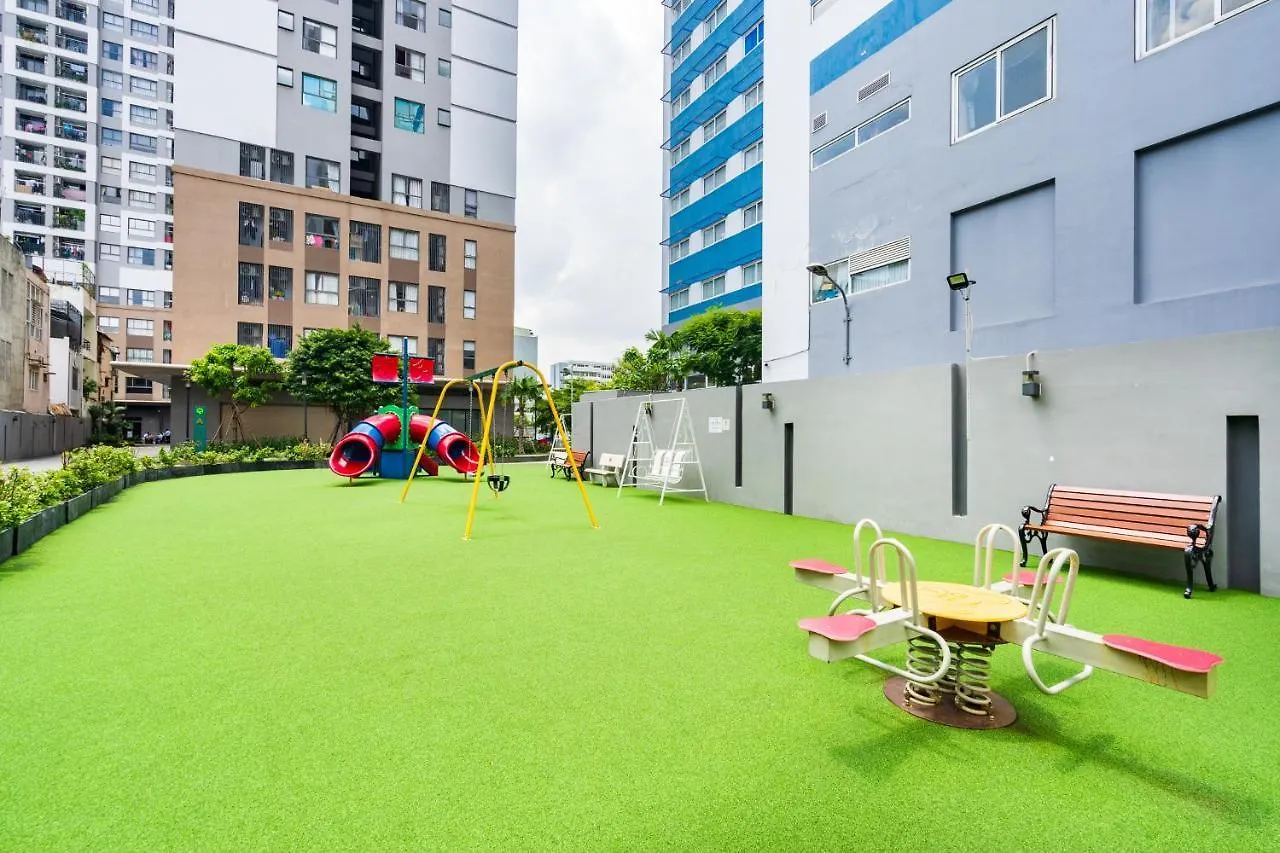 Tan Son Nhat Airport Sweet 2 Bedroom 1 Wc Apartment-Free Gym , Sky Pool ,Bbq ,Garden Ho Chi Minh City