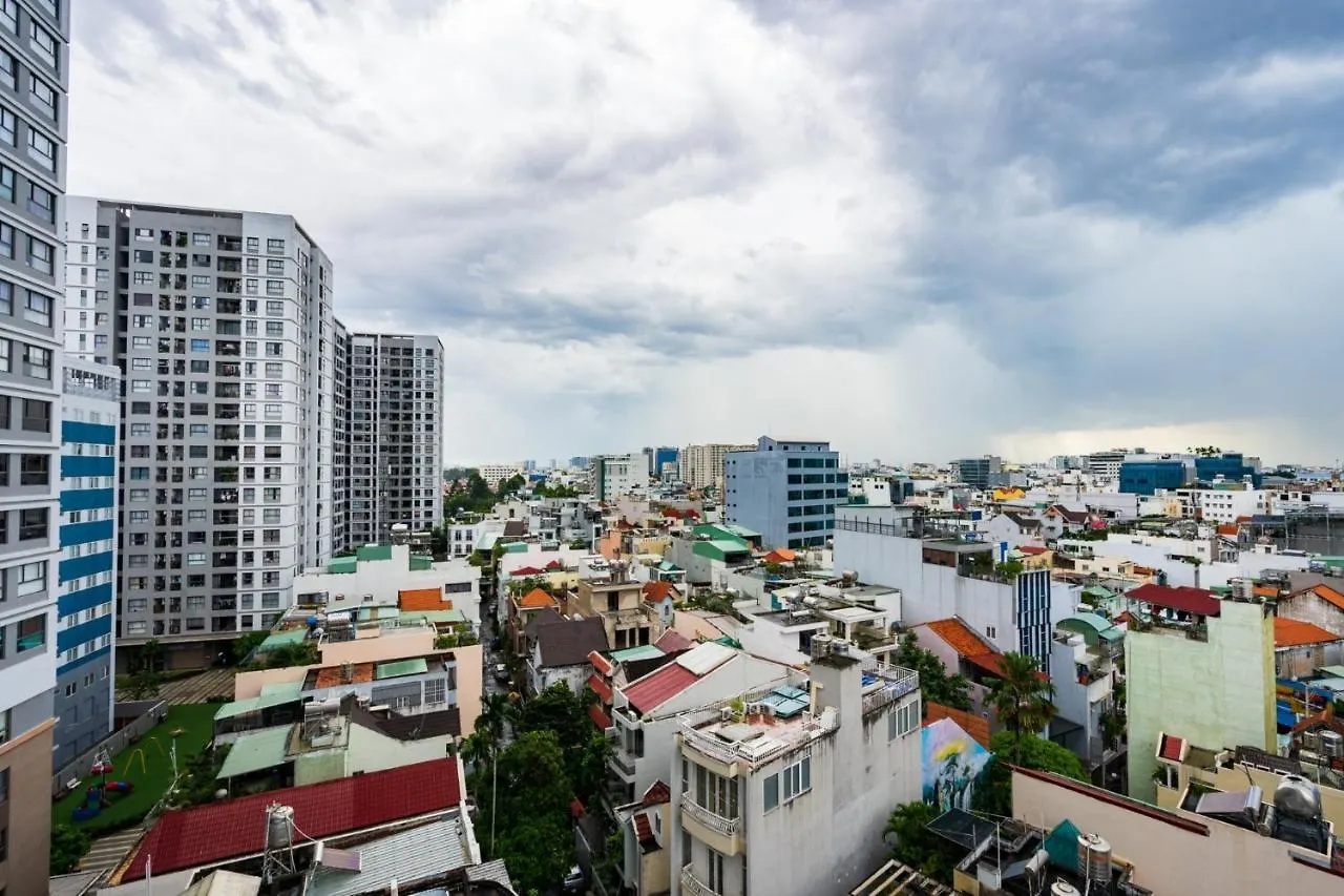 Tan Son Nhat Airport Sweet 2 Bedroom 1 Wc Apartment-Free Gym , Sky Pool ,Bbq ,Garden Ho Chi Minh City Apartment