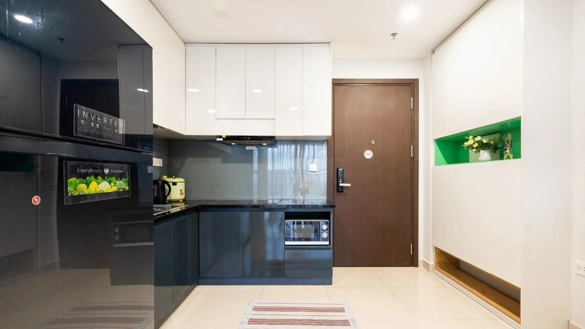 Tan Son Nhat Airport Sweet 2 Bedroom 1 Wc Apartment-Free Gym , Sky Pool ,Bbq ,Garden Ho Chi Minh City 0*,  Vietnam