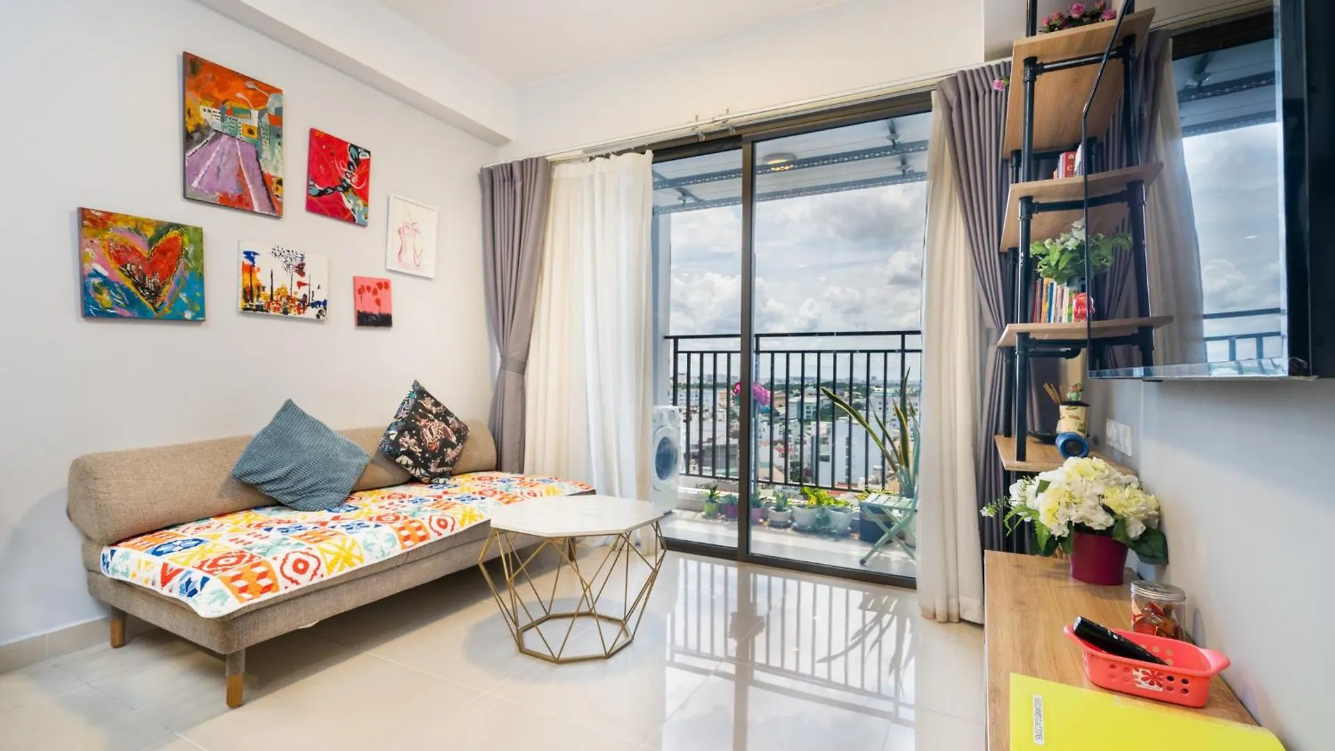 Apartment Tan Son Nhat Airport Sweet 2 Bedroom 1 Wc Apartment-Free Gym , Sky Pool ,Bbq ,Garden Ho Chi Minh City