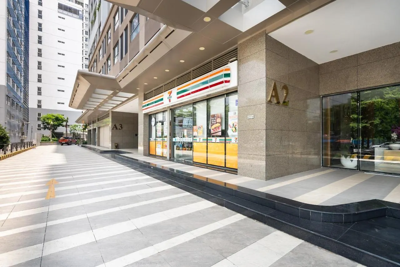 Tan Son Nhat Airport Sweet 2 Bedroom 1 Wc Apartment-Free Gym , Sky Pool ,Bbq ,Garden Ho Chi Minh City 0*,