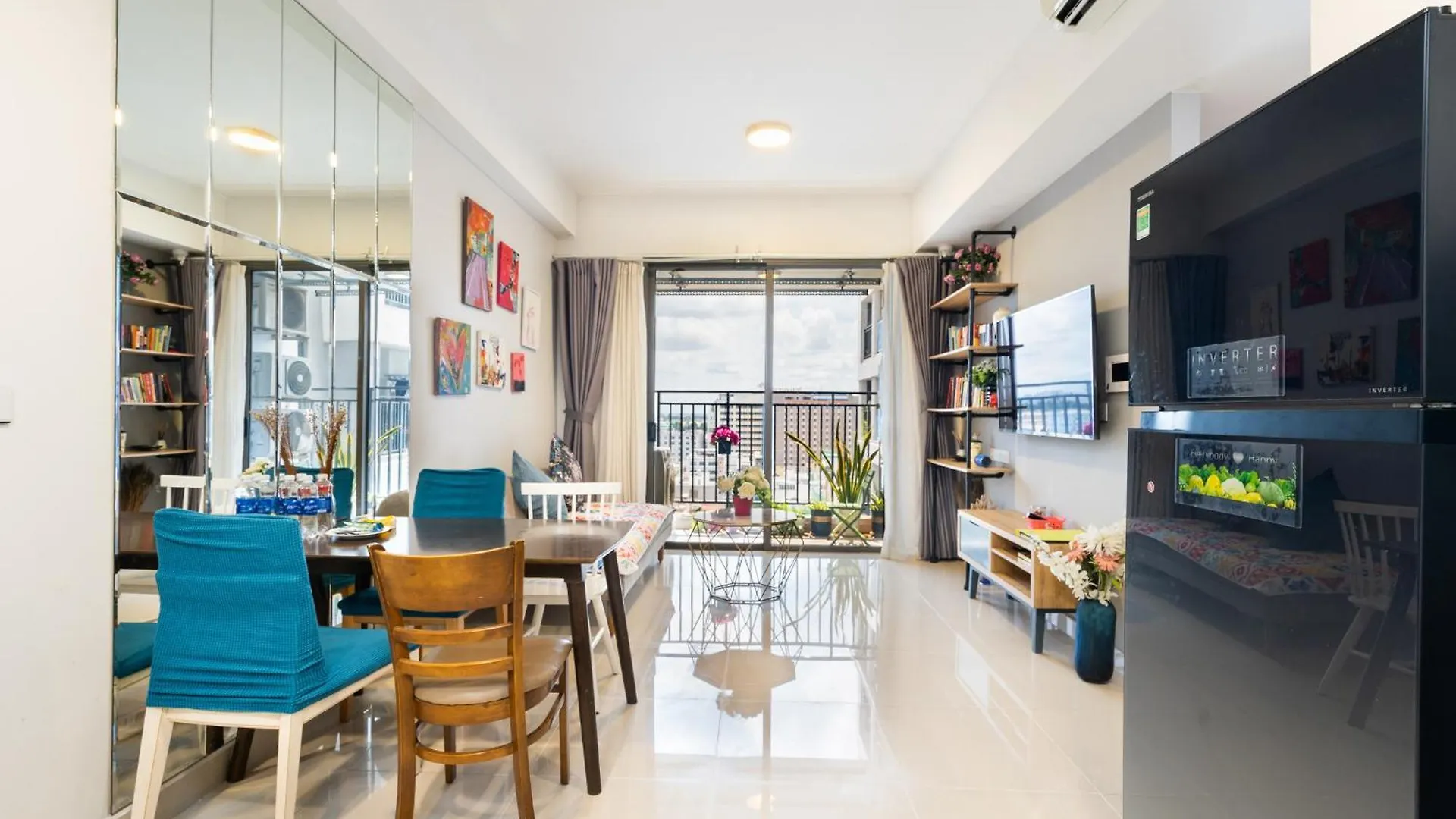 Tan Son Nhat Airport Sweet 2 Bedroom 1 Wc Apartment-Free Gym , Sky Pool ,Bbq ,Garden Ho Chi Minh City Apartment